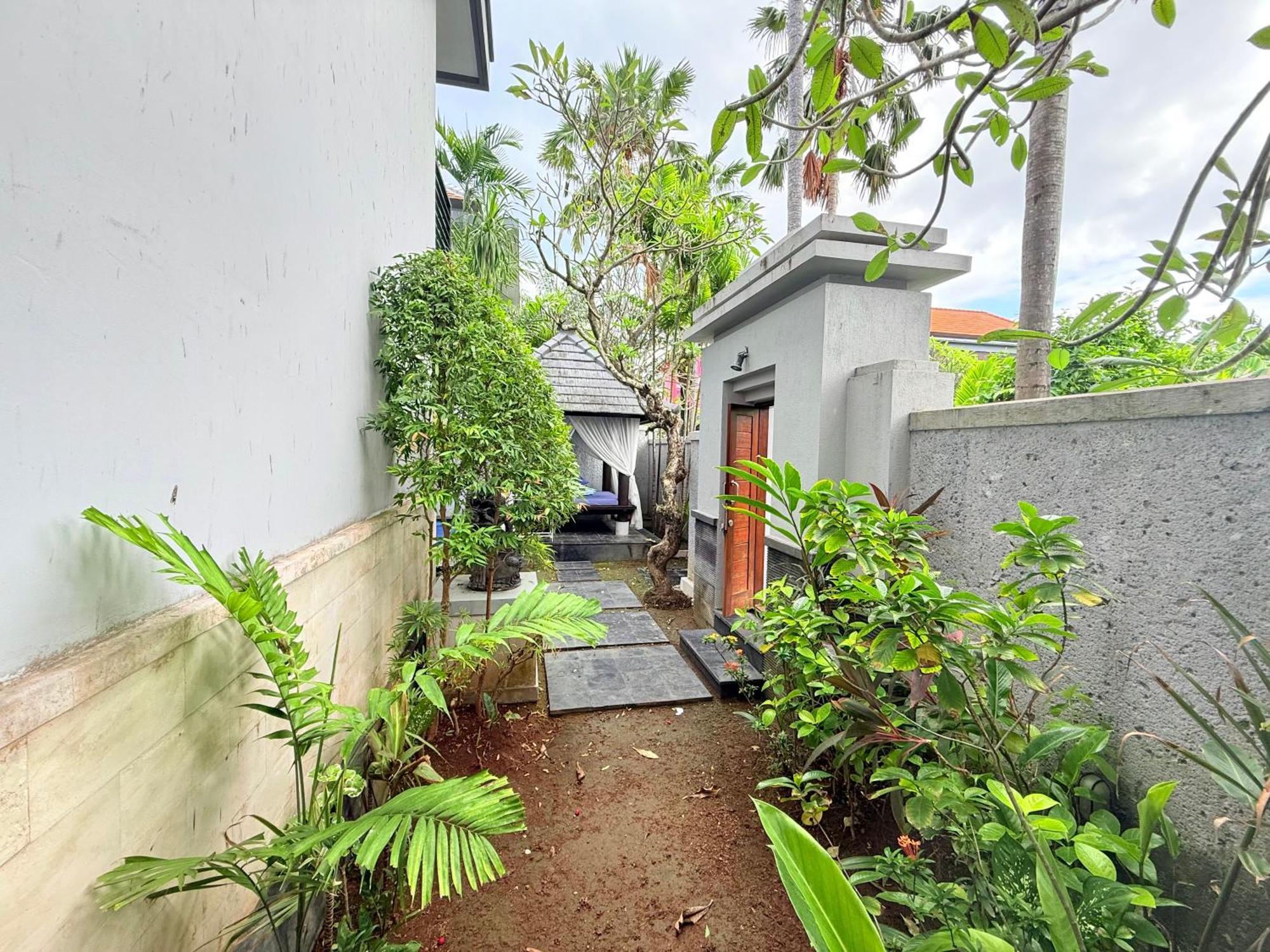 Villa Penelopy Seminyak Exterior foto