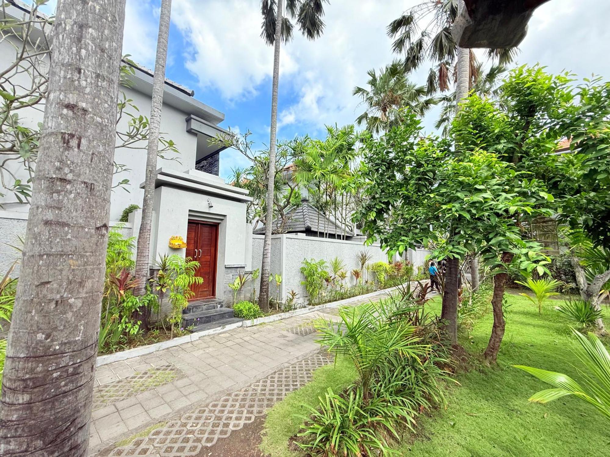 Villa Penelopy Seminyak Exterior foto